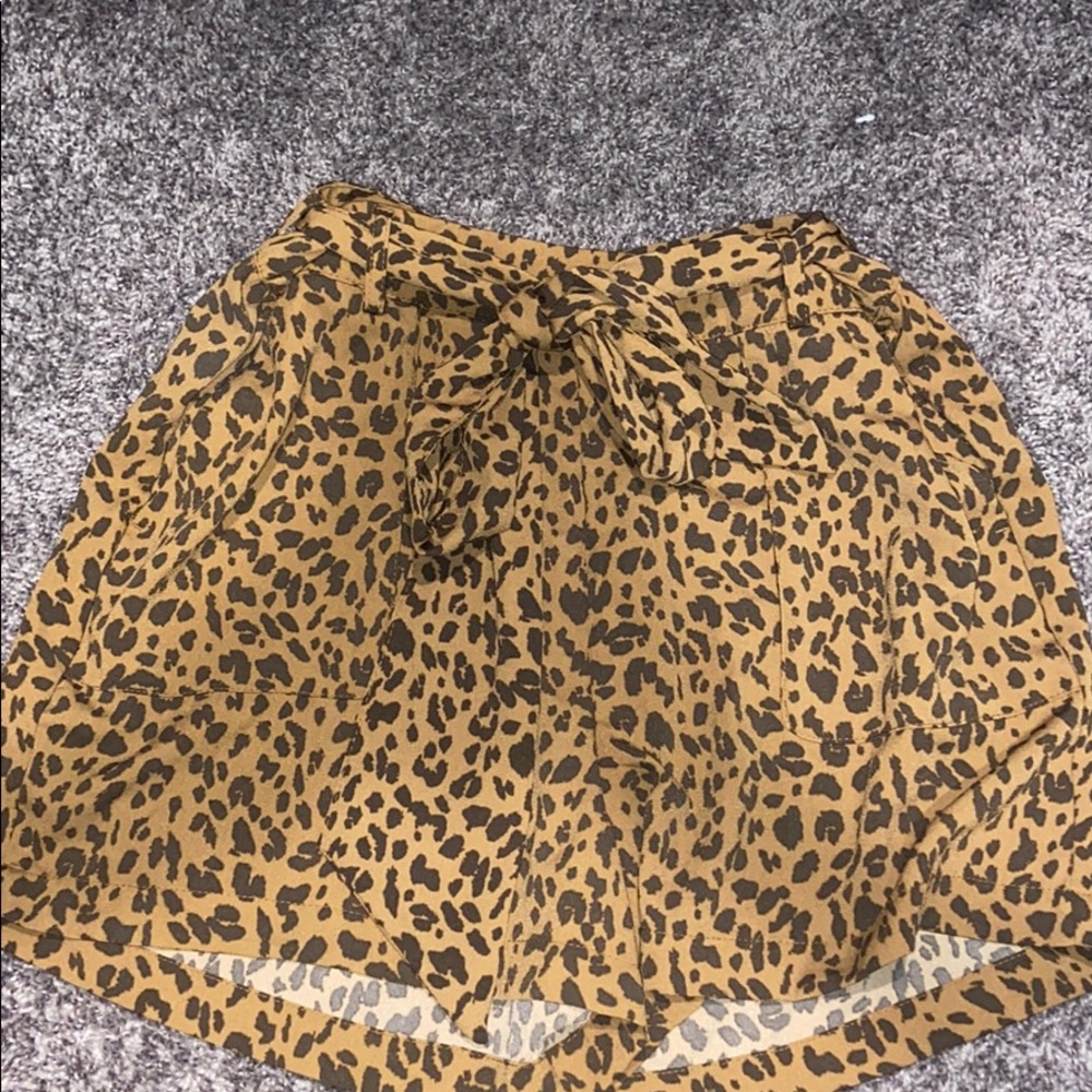 High waisted tie shorts